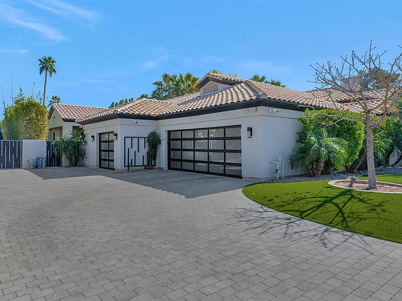 2nd image of 1527 W CARIBBEAN Lane