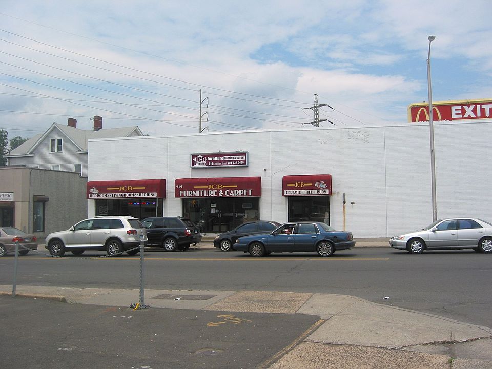 2nd image of 914 E Main St Ste 1