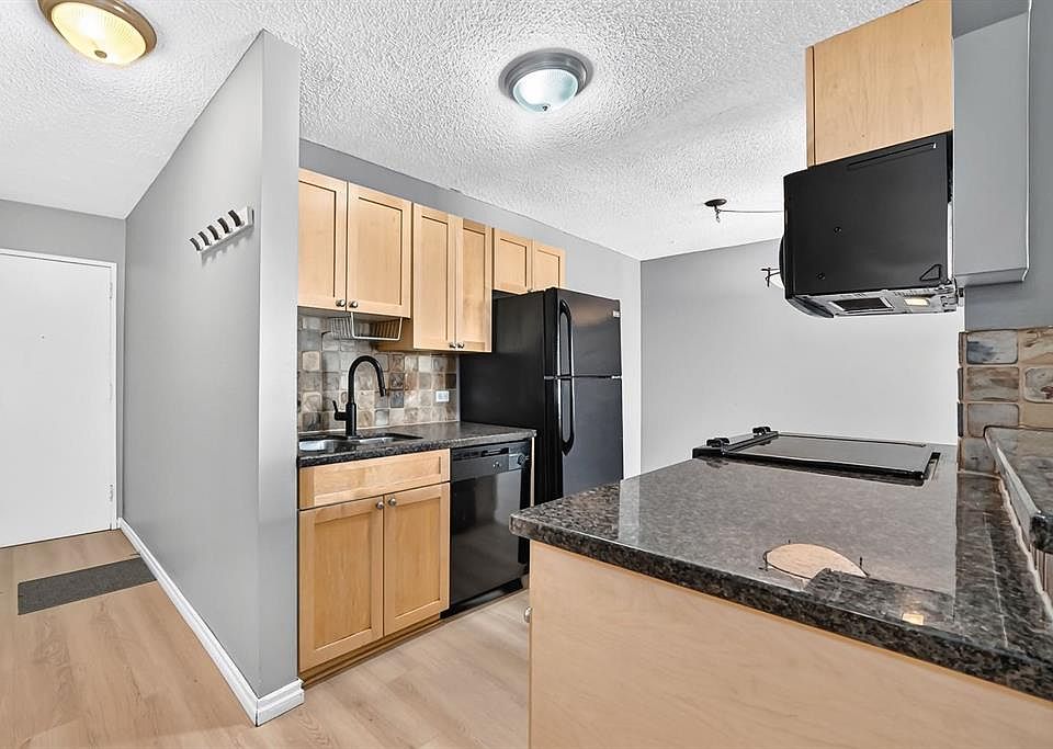1st image of 1312 S 13th Ave SW #501