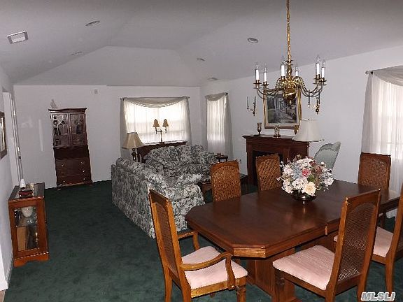 4th image of 304 Aerie Way