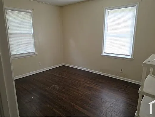 3120 E Woodrow St — Photo 8