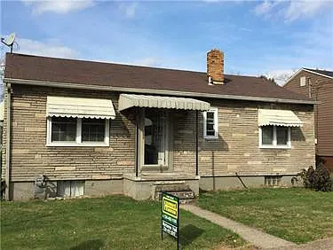 1001 Charles St photo 1