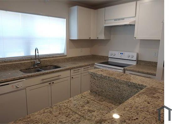 2nd image of 1549 Culverhouse Dr