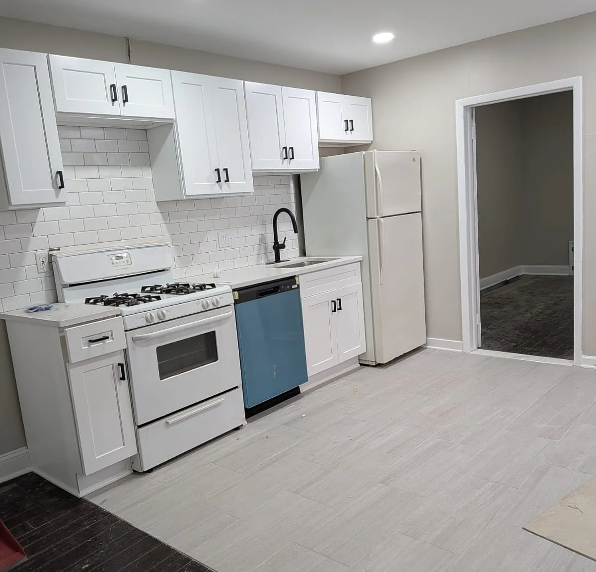 1 bed, 1.5 bath, $1,395 — Photo 3