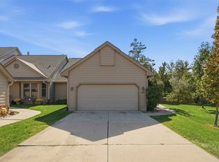 2014 Maple Cir, West Des Moines, IA 50265