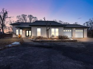 3720 Rock Creek Rd, High Ridge, MO 63049