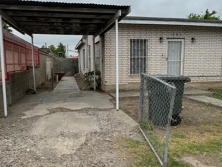 1805 San Agustin Ave #A — Photo 12