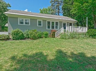 2330 Troy Schenectady Rd, Niskayuna, NY 12309