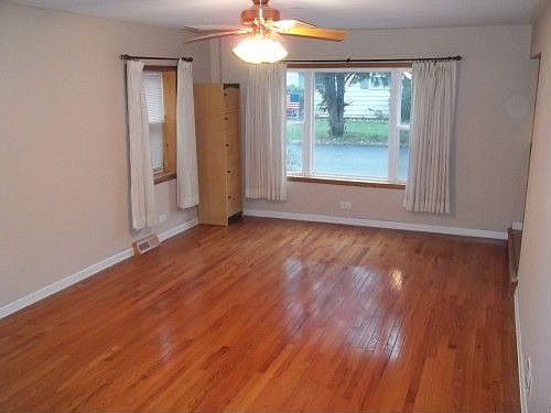 4th image of 42591 N Forest Ln