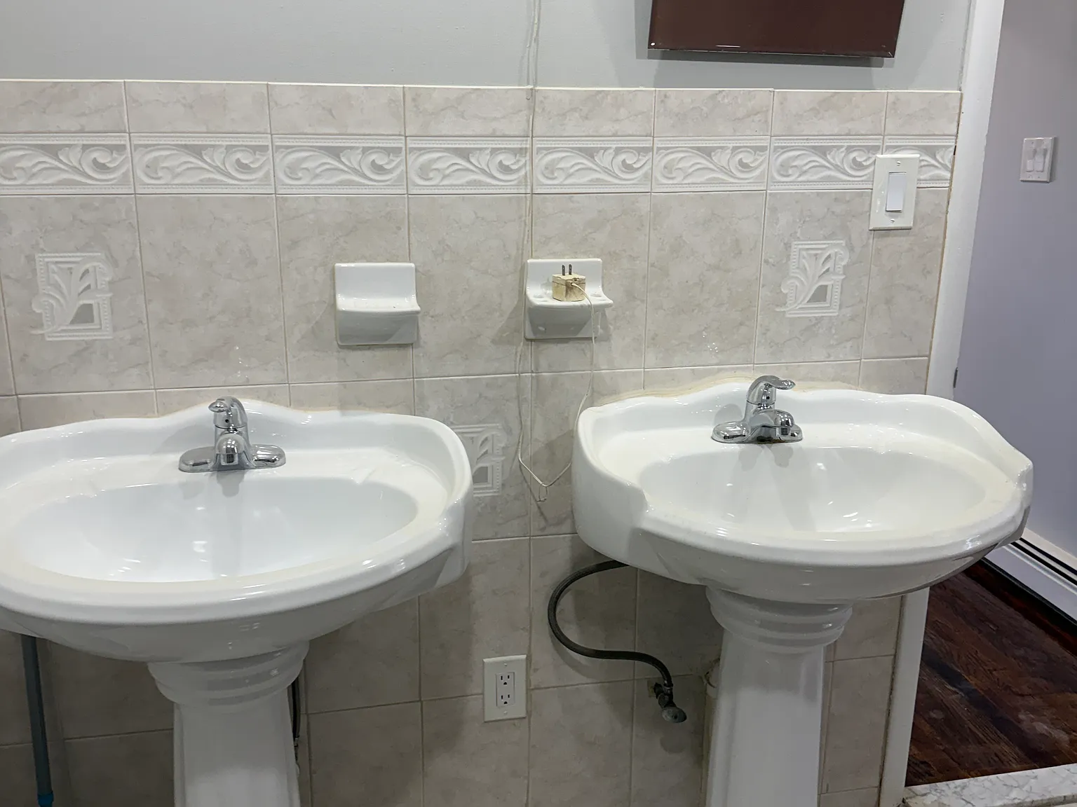 3 bed, 2.5 bath, 1700 sqft, $3,500 — Photo 3