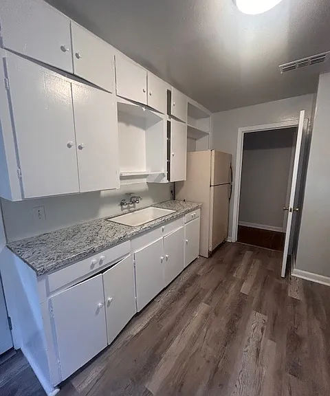 1729 W Mistletoe Ave #2 — Photo 8