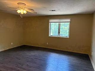 219 E Murphy Mill Rd - Dimitris' Condo #2 — Photo 4