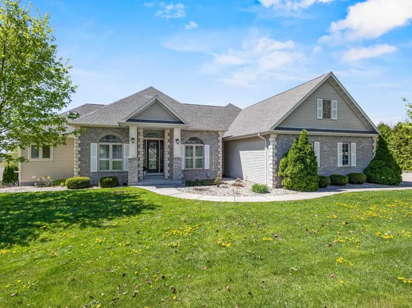 N1657 Carlin Rd, Fort Atkinson, WI 53538