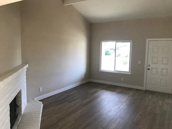 5th image of 4939 Travertine Cir