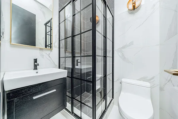 Rented by Nooklyn NYC LLC | media 6