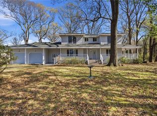 925 Michael Dr, Chesapeake, VA 23323