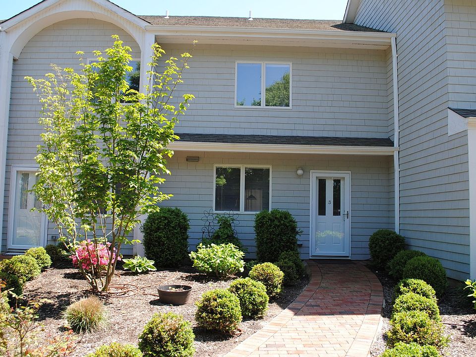 1st image of 2288 Montauk Hwy #3