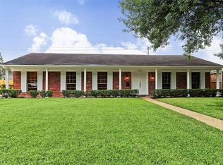 5710 Willowbend Blvd, Houston, TX 77096