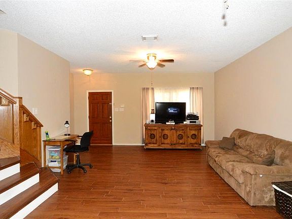 5th image of 2001 Tipperary Dr