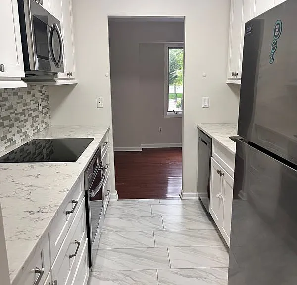2700 Bedford St #O — Photo 6