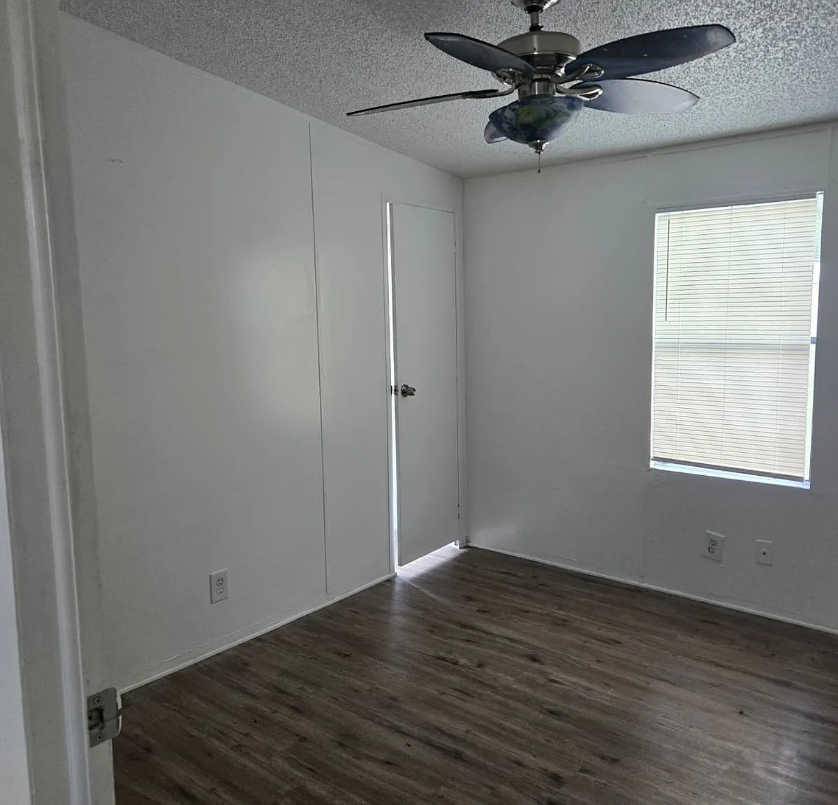 3 bed, 1152 sqft, $1,300 — Photo 3