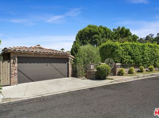 3310 Bennett Dr, Los Angeles, CA 90068