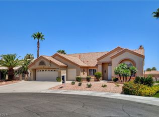 2900 Hawksdale Dr, Las Vegas, NV 89134
