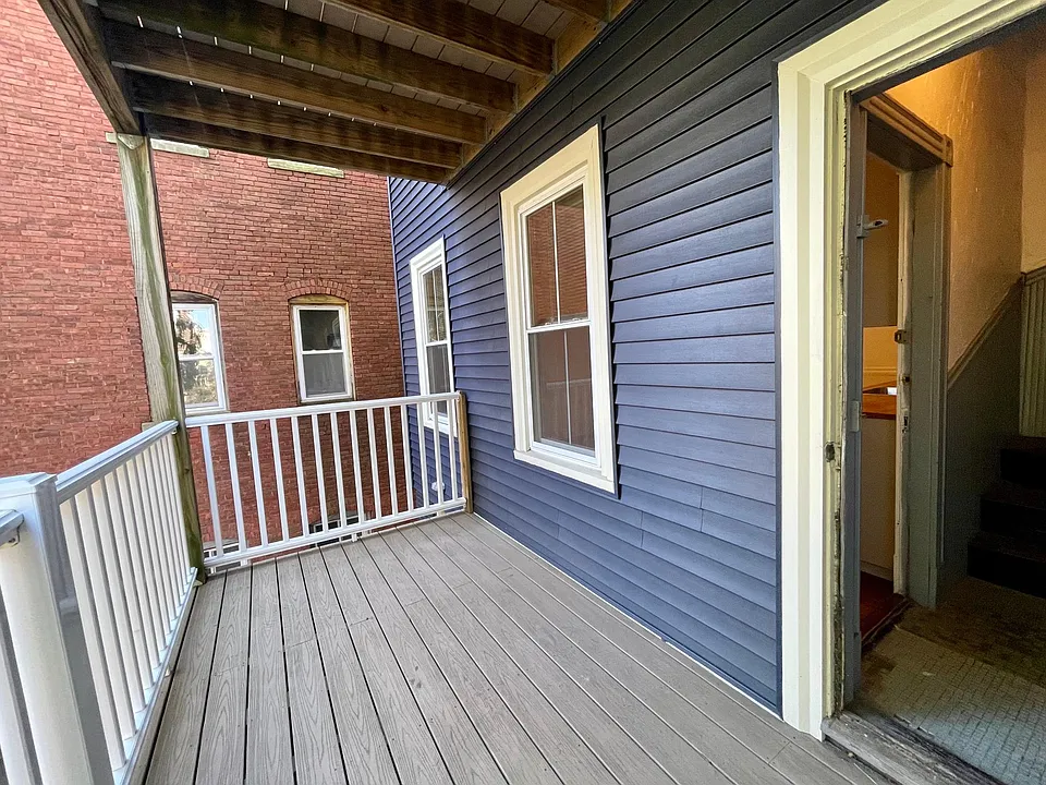 Private deck