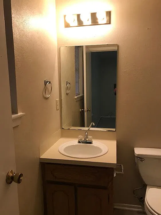2 bed, 1.5 bath, 1064 sqft, $1,145 — Photo 4