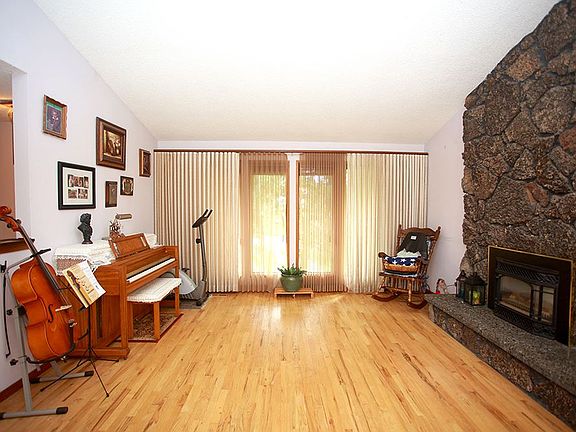 2nd image of 2411 S Timberlane Dr