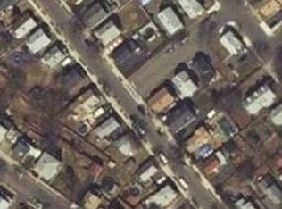 9 Hammond St, Lynn, MA 01902