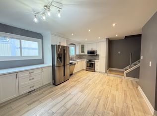 25 Boneset Rd #C15, Toronto, ON M2J 4X3
