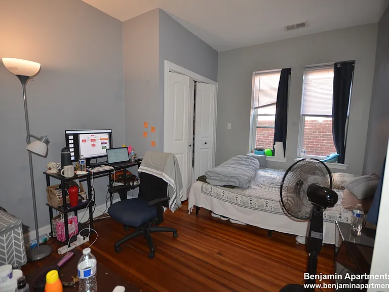 191 Boylston St #6 — Photo 10