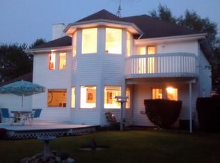 S86W23900 Edgewood Ave, Vernon, WI 53103