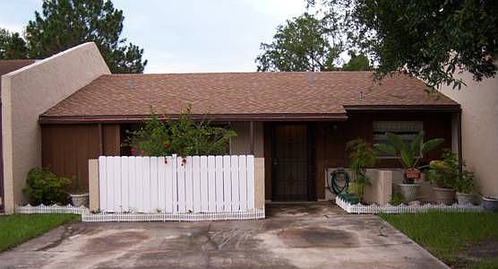 One story Villa Super Location!