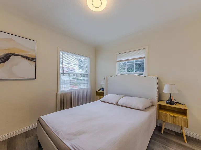 6252 Golden West Ave — Photo 21