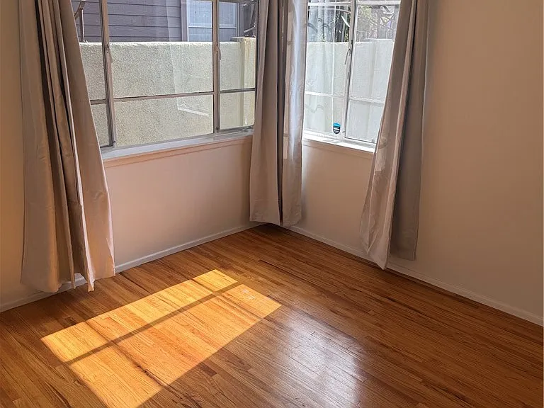 4450 Matilija Ave — Photo 3