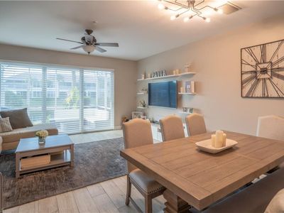 1160 Oxford Ln, Naples, FL, 34105