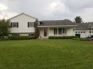 17 Michaels Way, Painted Post, NY 14870