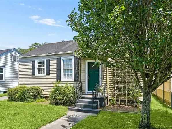 417 Lebeau St, Arabi, LA 70032