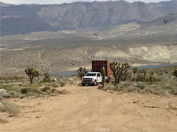 6773 Lake Village Rd #96, Olancha, CA 93549