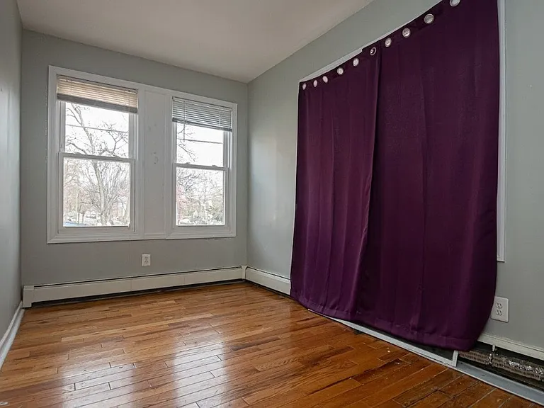 131 Osborne Ter #2F — Photo 8