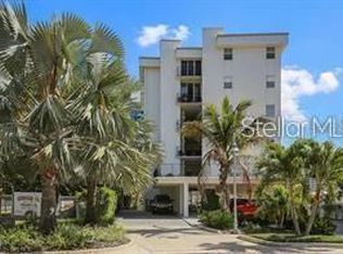 660 Golden Gate Point #41, Sarasota, FL 34236