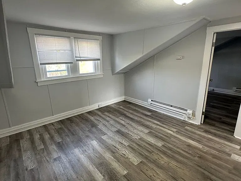 415 Kent Rd — Photo 1
