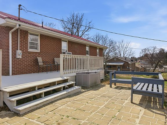 4th image of 5765 Riner Dr