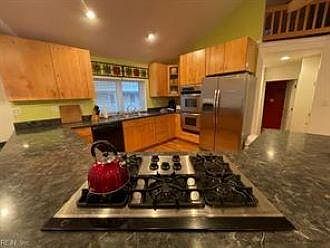 5th image of 2224 E Ocean View Ave #B