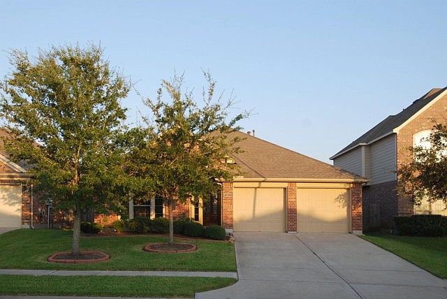 1st image of 2805 Arbor Brook Ln