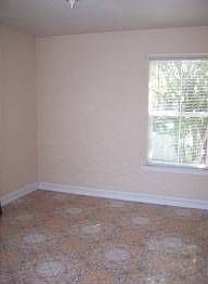 3rd image of 236 N Claremont Ave