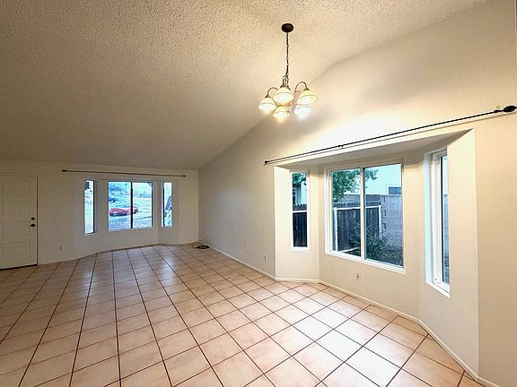 5th image of 10106 E Calle Del Este