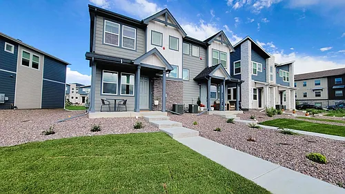 1811 Zephyr Rd Photo 1